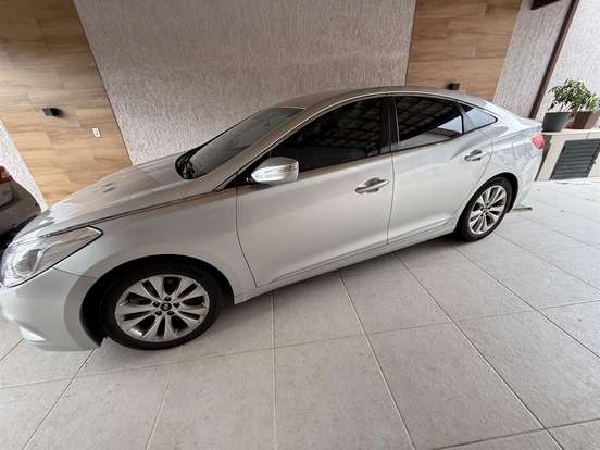 HYUNDAI-AZERA-3.0 MPFI GLS V6 24V GASOLINA 4P AUTOMÁTICO HYUNDAI-AZERA-2013