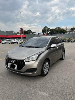 HYUNDAI HB20 1.6 COMFORT PLUS 16V FLEX 4P AUTOMÁTICO
