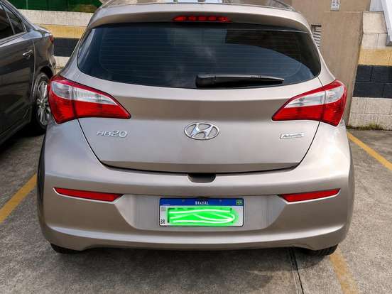 HYUNDAI-HB20-1.6 COMFORT PLUS 16V FLEX 4P AUTOMÁTICO HYUNDAI-HB20-2015