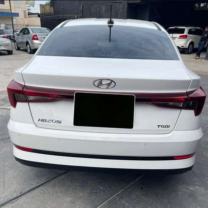 HYUNDAI-HB20S-2024