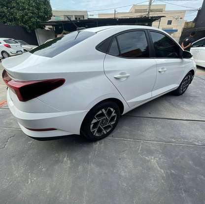 HYUNDAI-HB20S-2024