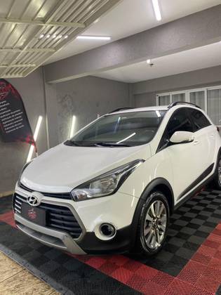 HYUNDAI HB20X 1.6 16V STYLE FLEX 4P AUTOMÁTICO