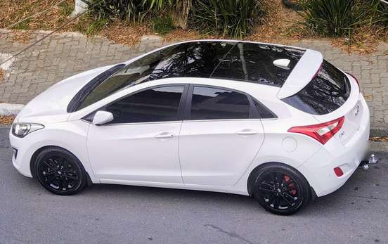HYUNDAI-I30-1.8 MPI 16V GASOLINA 4P AUTOMATICO HYUNDAI-I30-2015