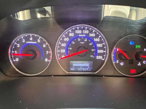 HYUNDAI-SANTA FÉ-3.5 MPFI GLS V6 24V 285CV GASOLINA 4P AUTOMÁTICO HYUNDAI-SANTA FÉ-2011