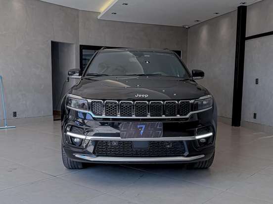 JEEP-COMMANDER-2022