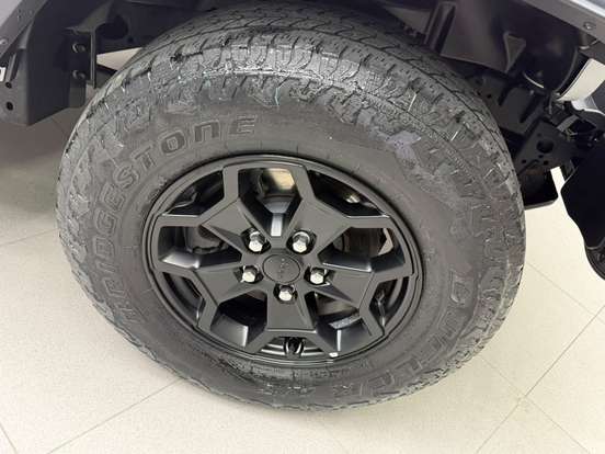 JEEP-GLADIATOR-2021