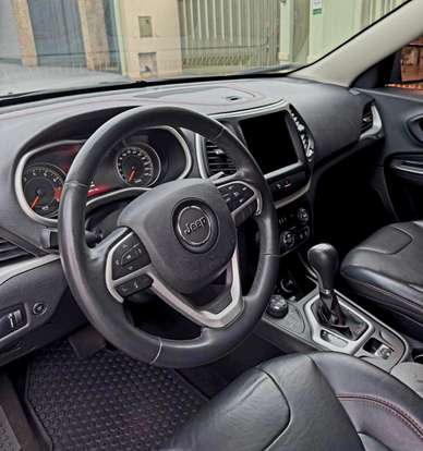 JEEP-CHEROKEE-2015