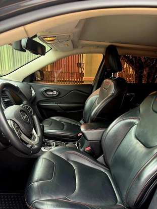 JEEP-CHEROKEE-2015