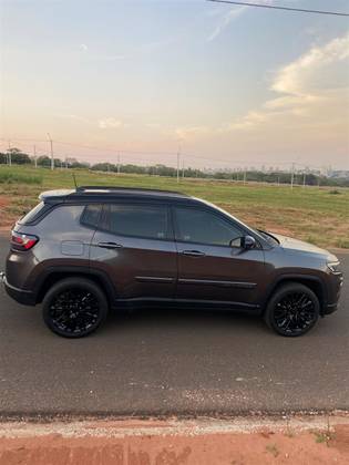 JEEP COMPASS 1.3 T270 TURBO FLEX LIMITED AT6