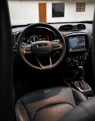 JEEP-RENEGADE-2023