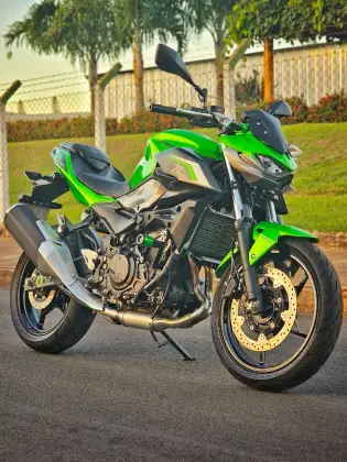 KAWASAKI Z500 KAWASAKI Z500