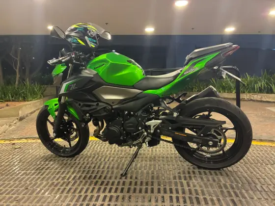 KAWASAKI Z500 KAWASAKI Z500