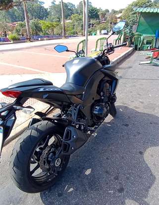 KAWASAKI-Z1000-2013