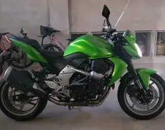 KAWASAKI Z-750 KAWASAKI Z-750