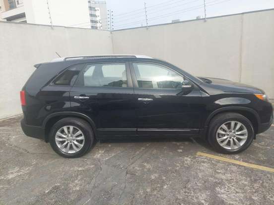KIA-SORENTO-2.4 16V GASOLINA EX AUTOMÁTICO KIA-SORENTO-2010
