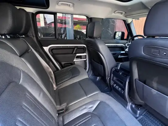 LAND ROVER-DEFENDER-2.0 P300 GASOLINA 110 SE AWD AUTOMÁTICO LAND ROVER-DEFENDER-2020