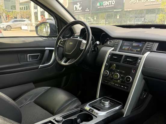 LAND ROVER-DISCOVERY SPORT-2.0 16V SI4 TURBO GASOLINA SE 4P AUTOMÁTICO LAND ROVER-DISCOVERY SPORT-2015