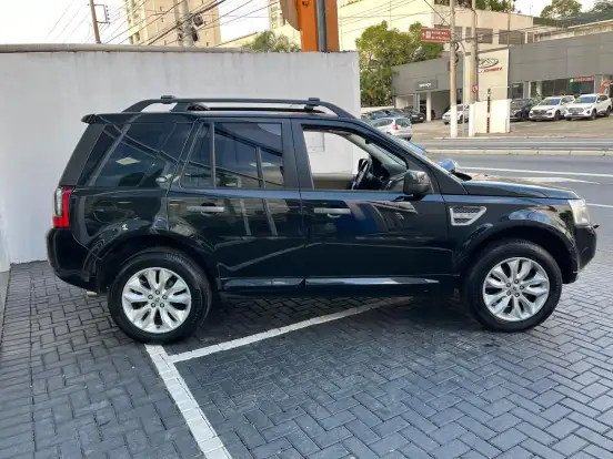 LAND ROVER-FREELANDER-3.2 SE 6 CILINDROS 24V GASOLINA 4P AUTOMÁTICO LAND ROVER-FREELANDER-2011