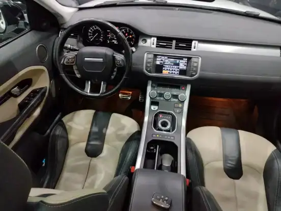 LAND ROVER-RANGE ROVER EVOQUE-2.0 DYNAMIC 4WD 16V GASOLINA 4P AUTOMÁTICO LAND ROVER-RANGE ROVER EVOQUE-2014