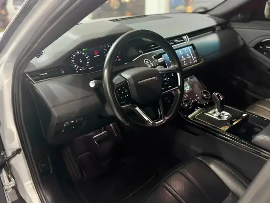 LAND ROVER-RANGE ROVER EVOQUE-2.0 P250 FLEX R-DYNAMIC SE AWD AUTOMÁTICO LAND ROVER-RANGE ROVER EVOQUE-2020