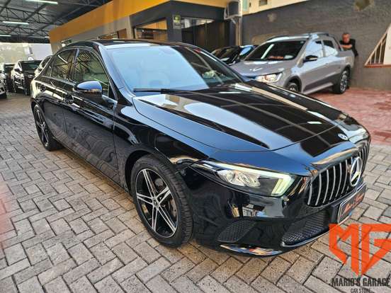 MERCEDES-BENZ-A 200-2019