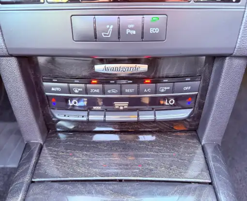 MERCEDES-BENZ-E 250-2012