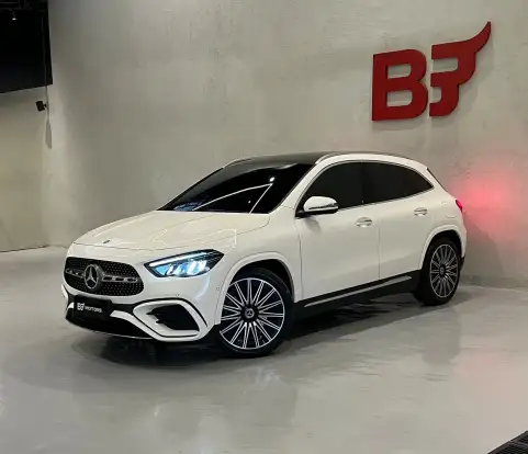 MERCEDES-BENZ-GLA 200-2025