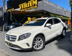 MERCEDES-BENZ GLA 200 1.6 CGI ADVANCE 16V TURBO GASOLINA 4P AUTOMÁTICO MERCEDES-BENZ GLA 200 1.6 CGI ADVANCE 16V TURBO GASOLINA 4P AUTOMÁTICO