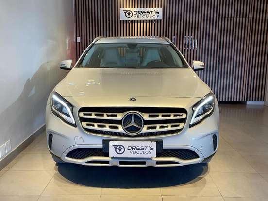 MERCEDES-BENZ-GLA 200-1.6 CGI FLEX ADVANCE 7G-DCT MERCEDES-BENZ-GLA 200-2017