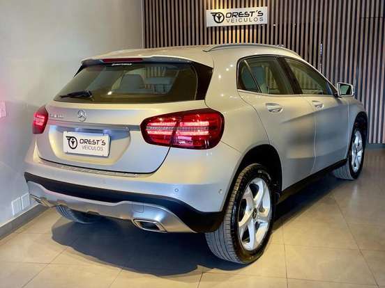 MERCEDES-BENZ-GLA 200-1.6 CGI FLEX ADVANCE 7G-DCT MERCEDES-BENZ-GLA 200-2017