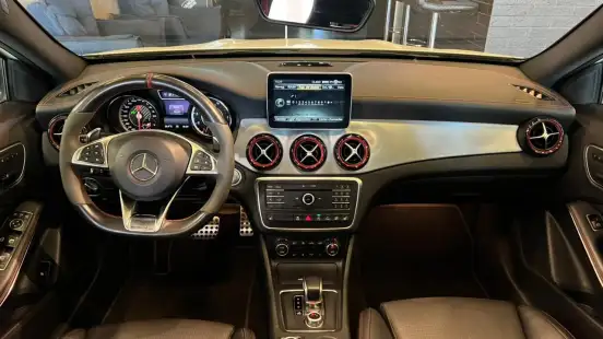 MERCEDES-BENZ-GLA 45 AMG-2016