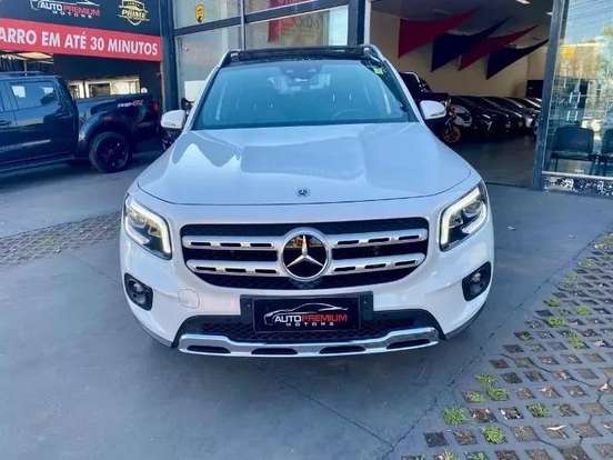 MERCEDES-BENZ-GLB 200-2021