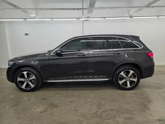 MERCEDES-BENZ-GLC 220d-2020