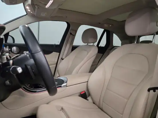 MERCEDES-BENZ-GLC 220d-2020