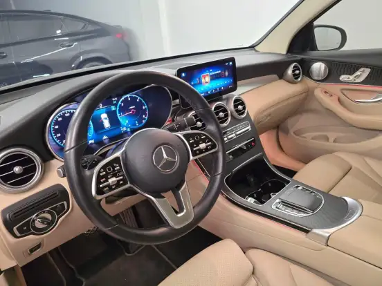 MERCEDES-BENZ-GLC 220d-2.0 TURBO DIESEL ENDURO 9G-TRONIC MERCEDES-BENZ-GLC 220d-2020