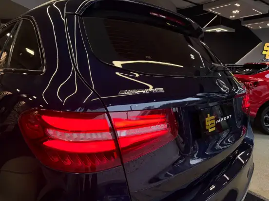 MERCEDES-BENZ-GLC 43 AMG-2016