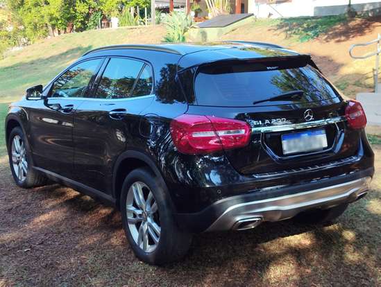 MERCEDES-BENZ-GLA 200-2015