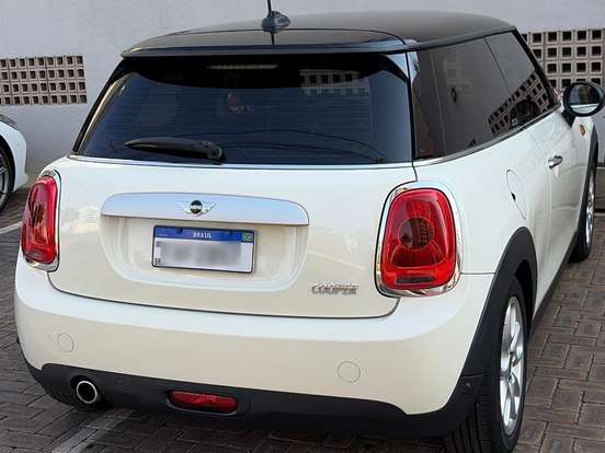 MINI-COOPER-1.5 12V TURBO GASOLINA 2P AUTOMÁTICO MINI-COOPER-2014