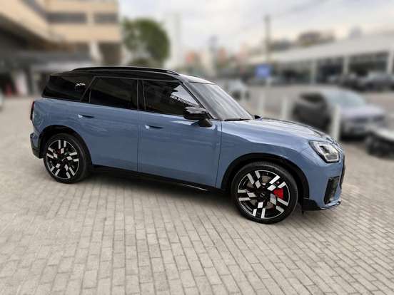 MINI-COUNTRYMAN-2025