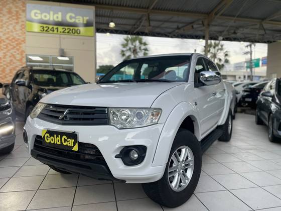 MITSUBISHI L200 TRITON 3.2 HPE 4X4 CD 16V TURBO INTERCOOLER DIESEL 4P AUTOMÁTICO