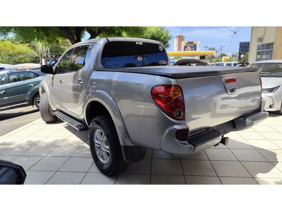 MITSUBISHI-L200 TRITON-2015
