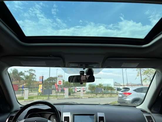MITSUBISHI-OUTLANDER-2.0 16V GASOLINA 4P AUTOMÁTICO MITSUBISHI-OUTLANDER-2011
