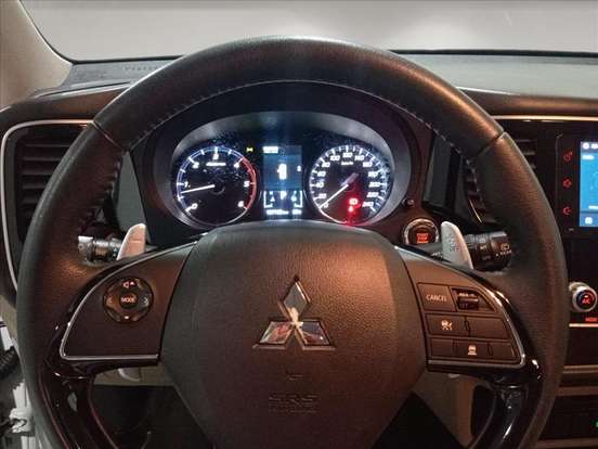 MITSUBISHI-OUTLANDER-2.2 MIVEC DI-D DIESEL HPE-S AWD AUTOMÁTICO MITSUBISHI-OUTLANDER-2021
