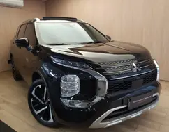 MITSUBISHI OUTLANDER 2.4 PHEV SIGNATURE S-AWC DHT MITSUBISHI OUTLANDER 2.4 PHEV SIGNATURE S-AWC DHT