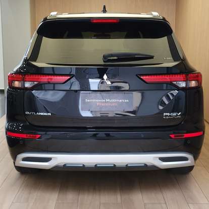 MITSUBISHI-OUTLANDER-2.4 PHEV SIGNATURE S-AWC DHT MITSUBISHI-OUTLANDER-2025
