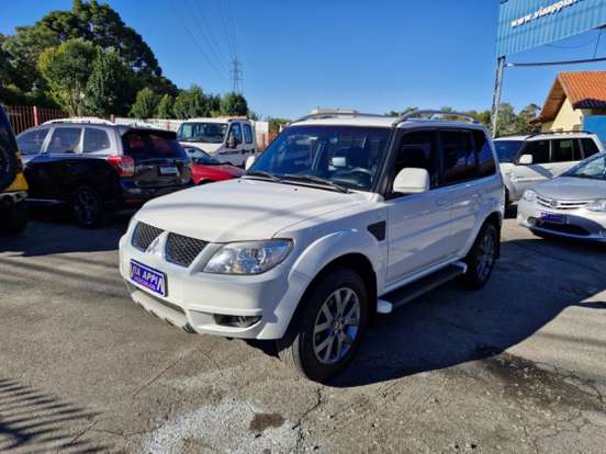 MITSUBISHI-PAJERO TR4-2.0 4X2 16V 140CV FLEX 4P AUTOMÁTICO MITSUBISHI-PAJERO TR4-2013