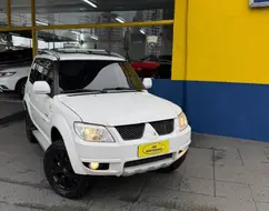 MITSUBISHI PAJERO TR4 2.0 4X4 16V 140CV FLEX 4P AUTOMÁTICO MITSUBISHI PAJERO TR4 2.0 4X4 16V 140CV FLEX 4P AUTOMÁTICO