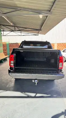 MITSUBISHI-TRITON-2025