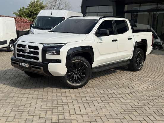 MITSUBISHI-TRITON-2.4 BITURBO DIESEL CD KATANA 4X4 AUTOMÁTICO MITSUBISHI-TRITON-2025