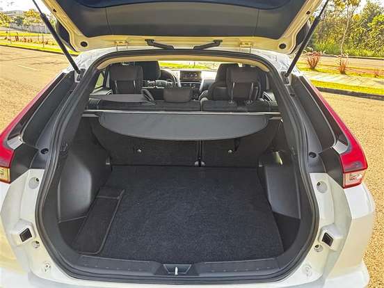 MITSUBISHI-ECLIPSE CROSS-1.5 MIVEC TURBO GASOLINA RUSH CVT MITSUBISHI-ECLIPSE CROSS-2025